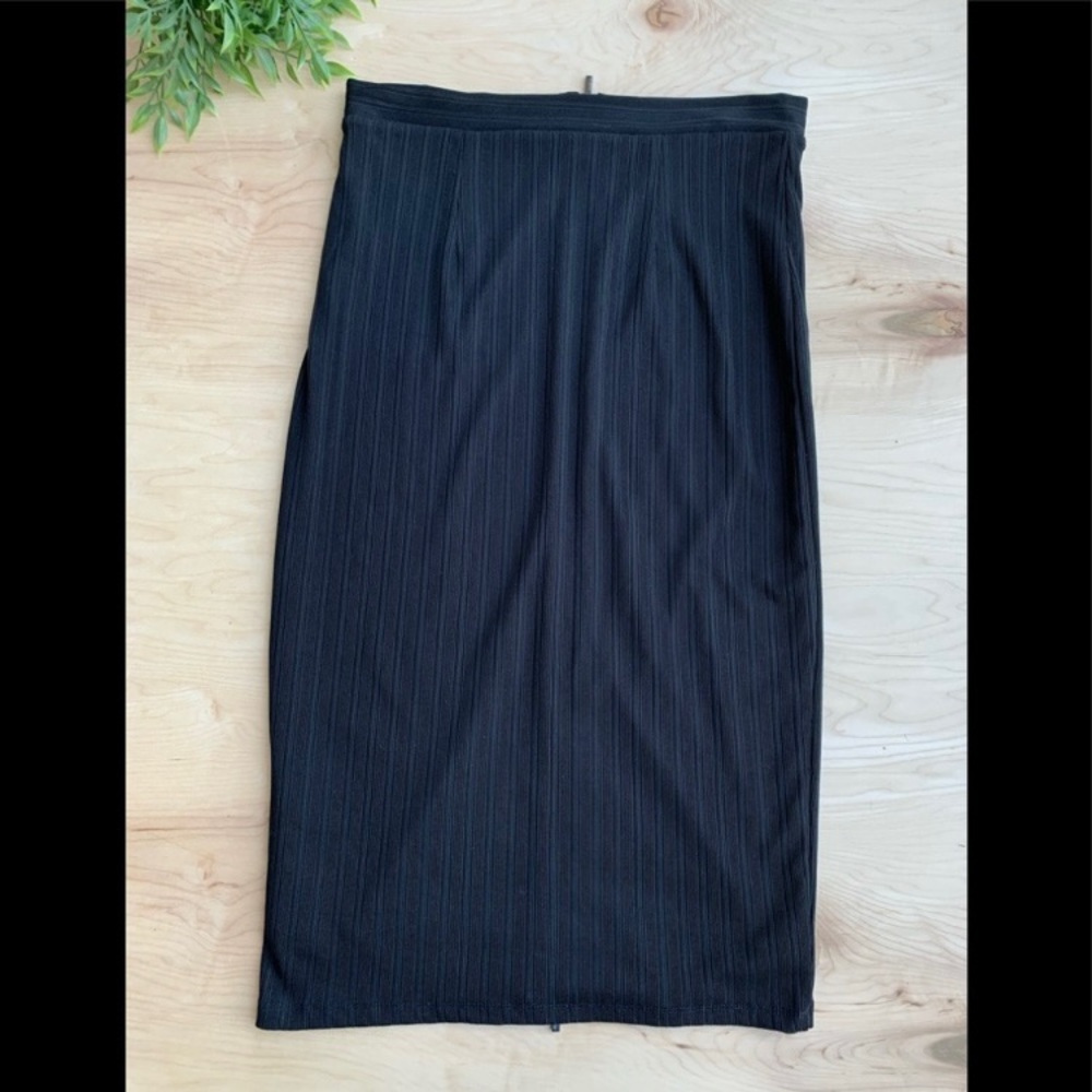 Bebe | Black pencil skirt